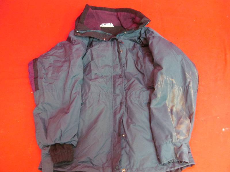 lot 159 image: Columbia coat