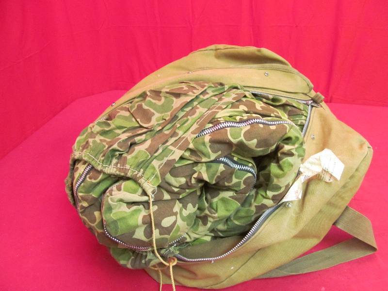 lot 172 image: vintage DuPont sleeping bag