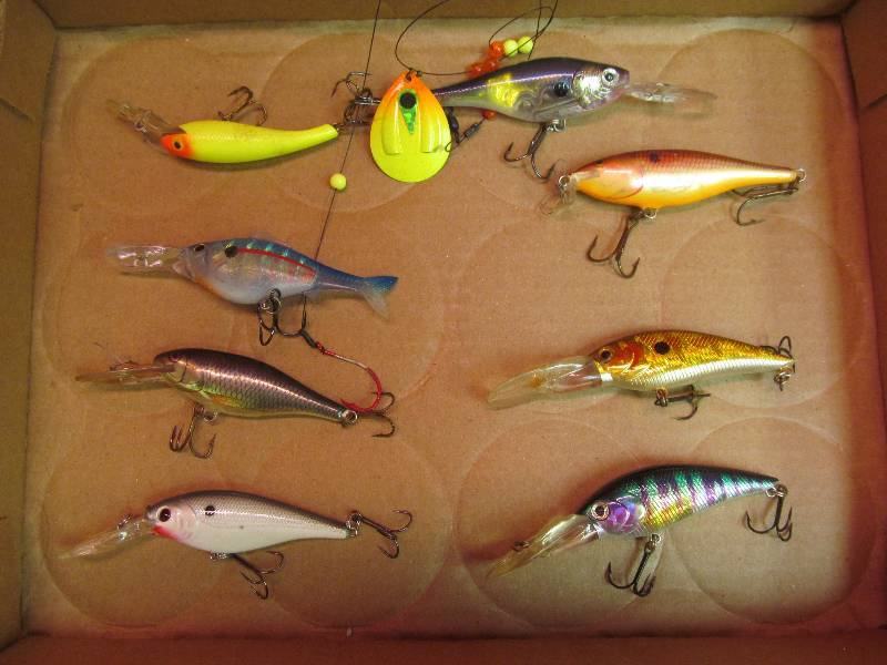 lot 174 image: fishing tackle