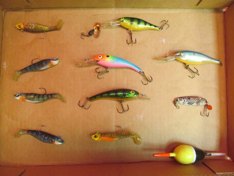 lot 179 image: fishing tackle