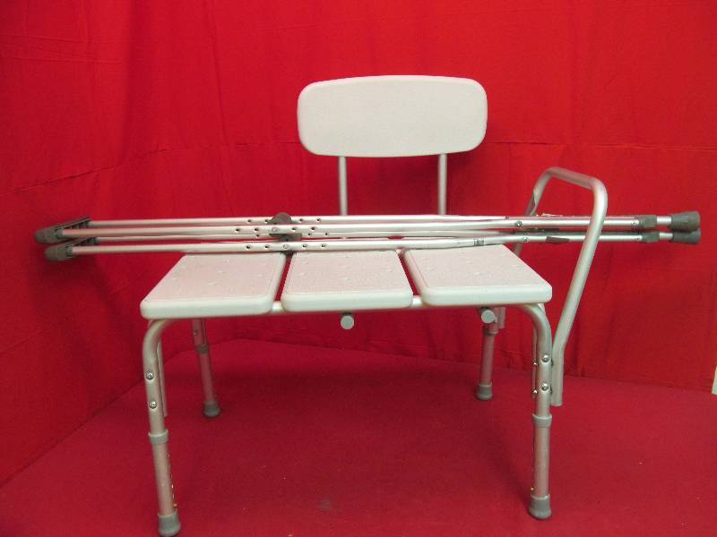 lot 204 image: bath chair, crutches
