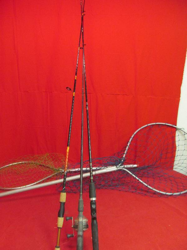 lot 208 image: fishing equipment