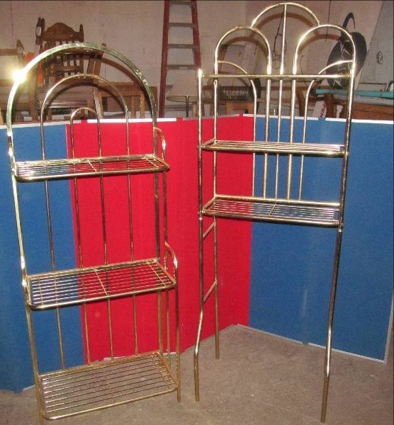 lot 227 image: bakers rack