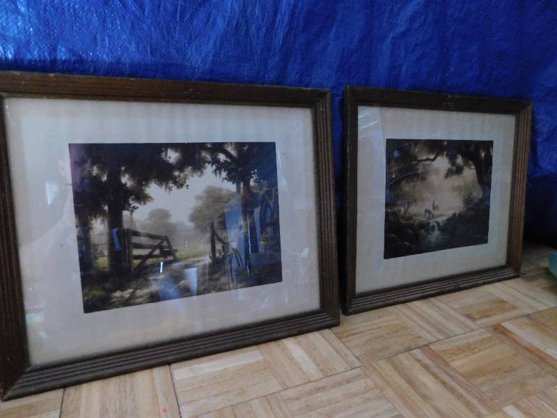 lot 331 image: PAIR OF FRAMED PICTURES