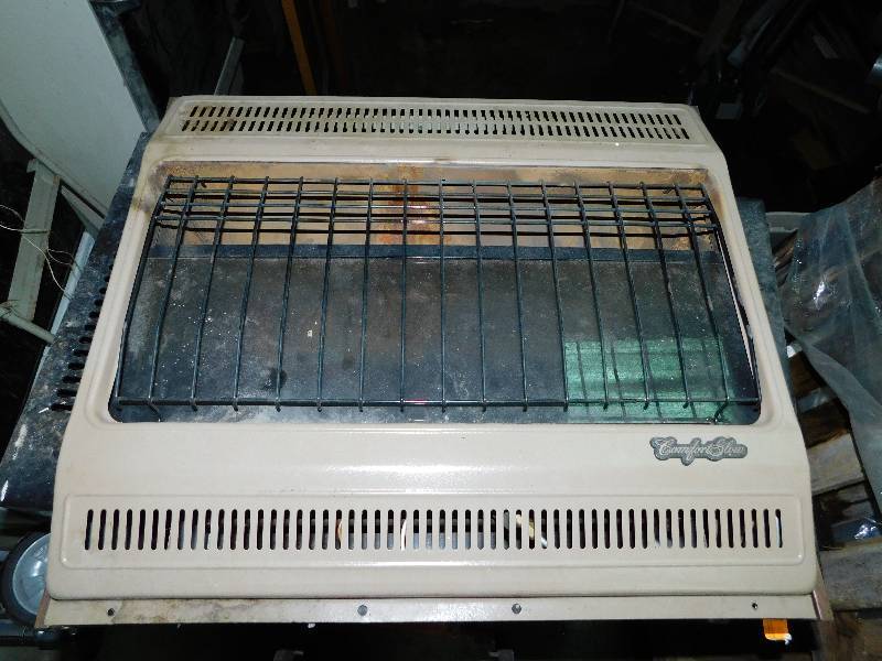 lot 346 image: COMFORT GLOW PROPANE HEATER-&nbspTAKE TIME TO PREVIEWINSPECT WE ARE NOT SURE OF WORKINGRUNNING CONDITION FOR THIS ITEM.&nbspSOLD AS IS WHERE IS