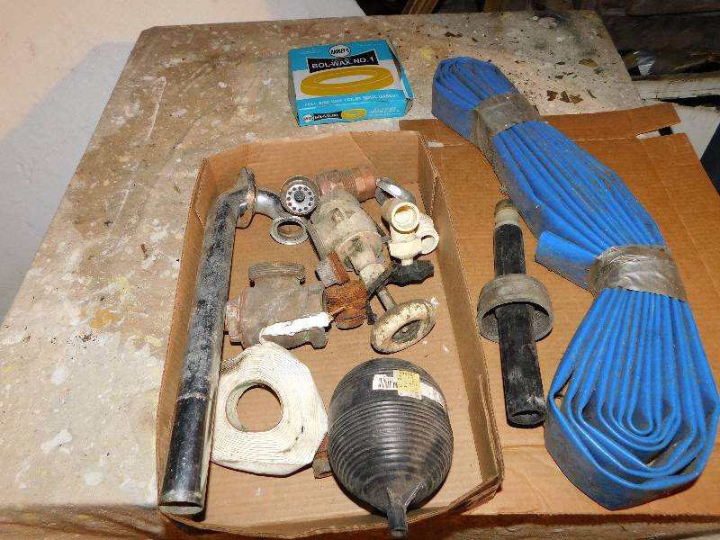 lot 410 image: SUMP HOSE AND MISC FITTINGS