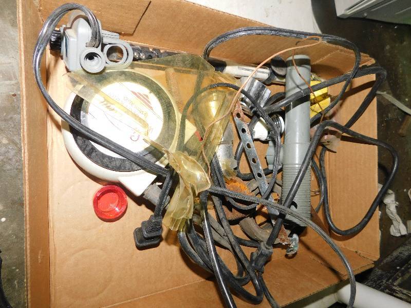 lot 444 image: MISC GARAGE ITEMS