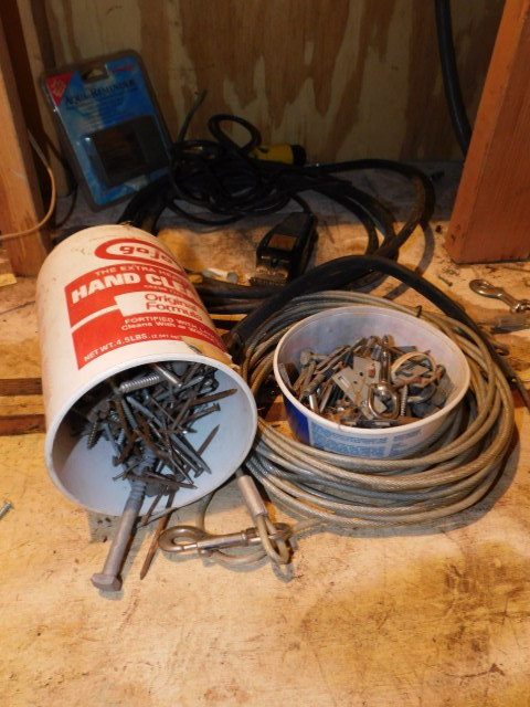 lot 528 image: MISC GARAGE ITEMS