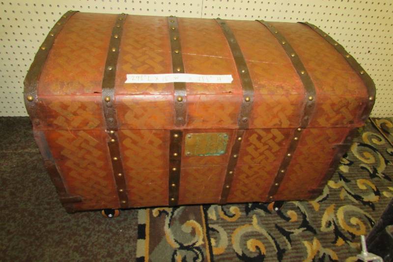 VINTAGE WOODEN TRUNK ON WHEELS
