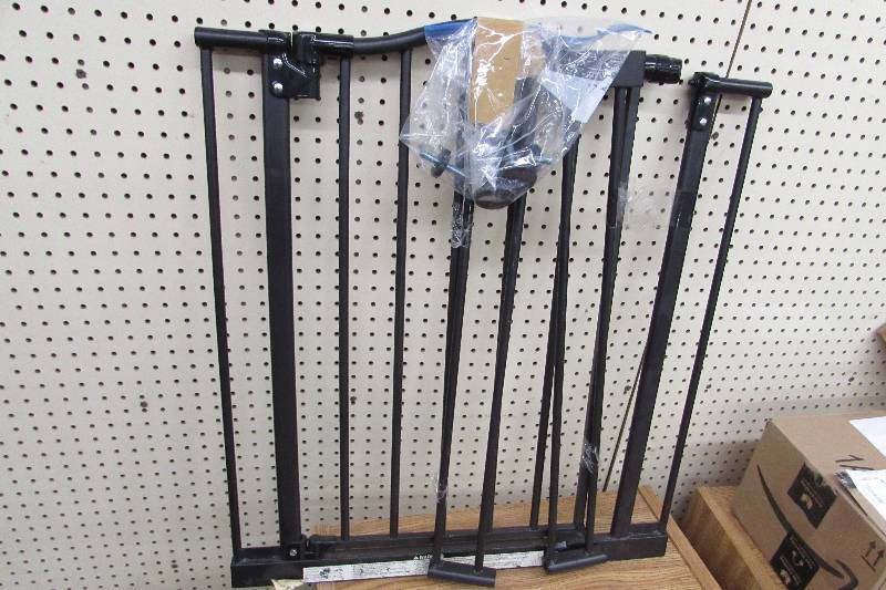 DOG OR CHILD SAFETY GATE