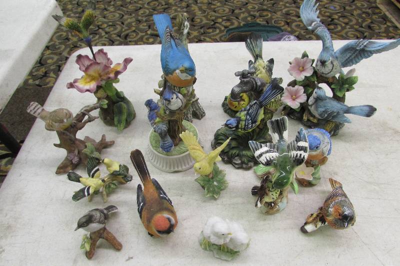 BIRD FIGURINES