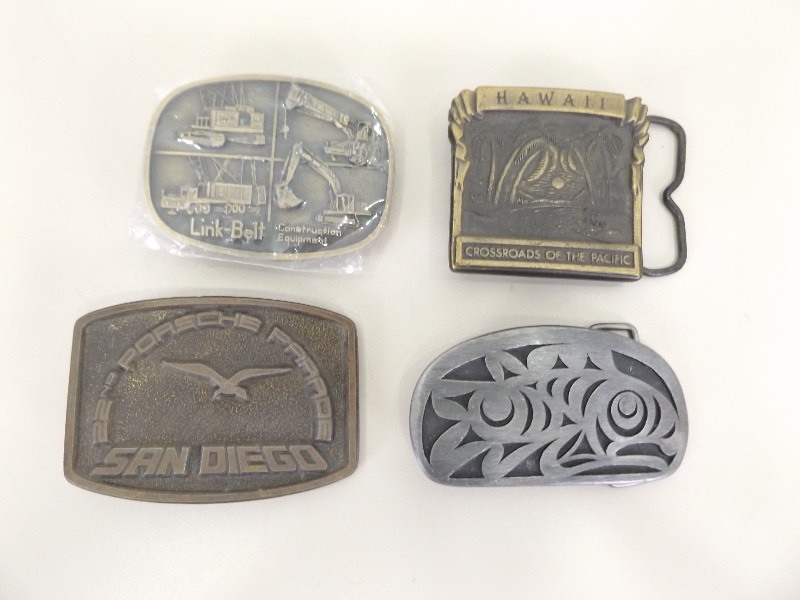 lot 10 image: 4 Vintage Metal Belt Buckles