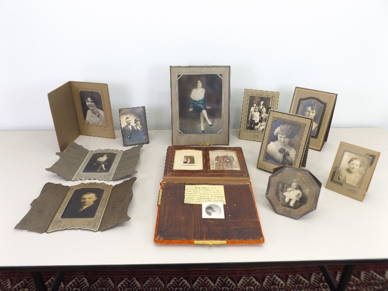 lot 47 image: Antique Photo Album, and Photos