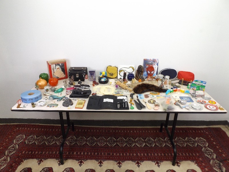 lot 50 image: Large Lot of Miscellaneous Collectibles