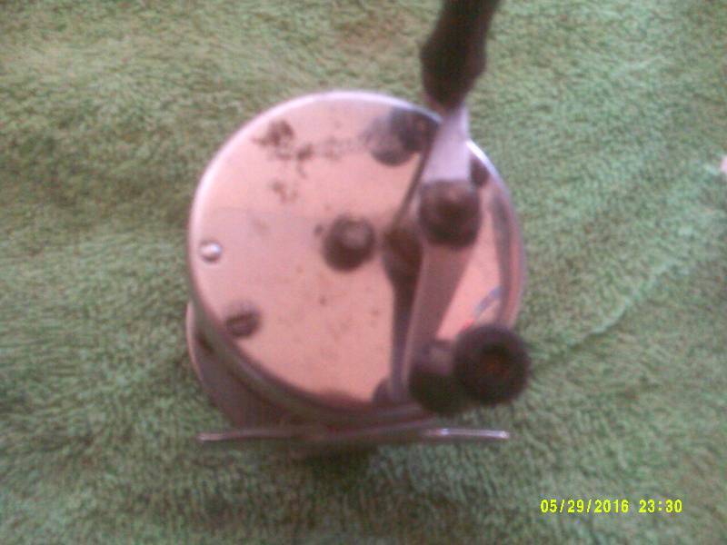 VINTAGE HIAWATHA REEL