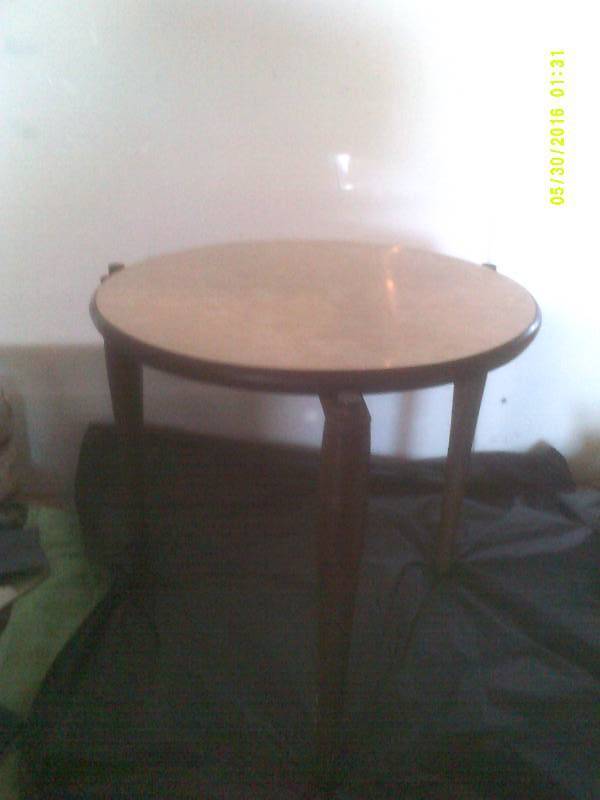 ANTIQUE SMALL TABLE