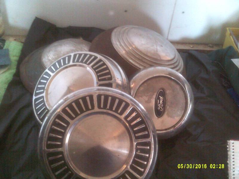 HUB CAPS
