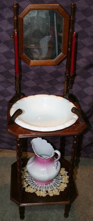 lot 11 image: Wash Table with Wash Basin and Antique Pitcher