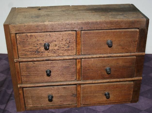 lot 22 image: Antique TeaSpice Storage