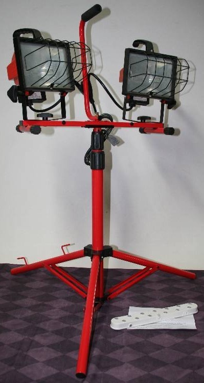 lot 66 image: Utility Work Lights with Stand