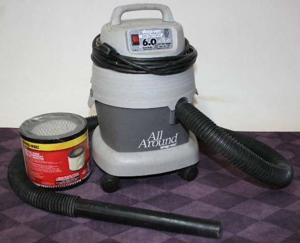 lot 86 image: Small Shop Vac