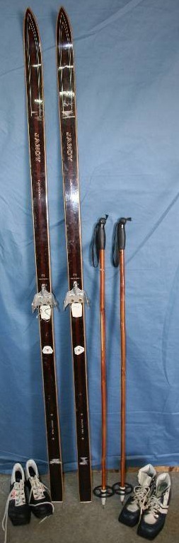 lot 96 image: Skis and Accessories