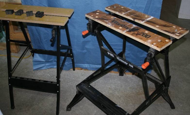 lot 107 image: Portable Work Benches