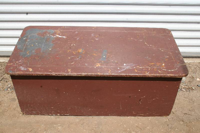 lot 127 image: Wooden Chest