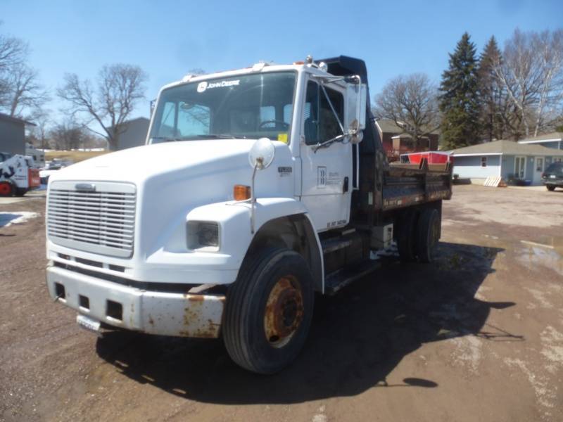 1998 Freightliner Hoist Bed Truck
