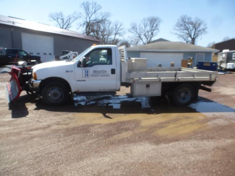 2000 Ford F-550 Dually 4WD