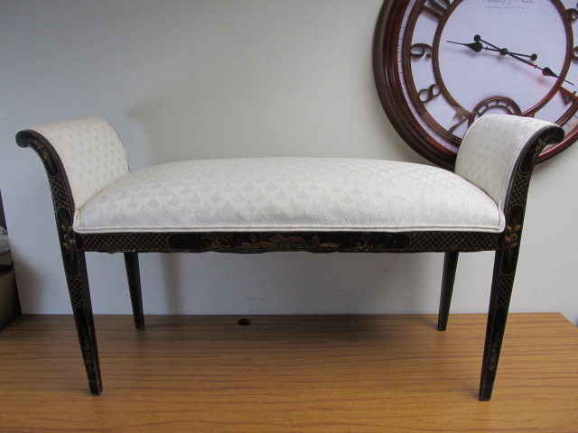 lot 85 image: Antique Hand Painted Padded Hall Bench