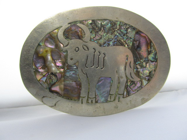 lot 87 image: Vintage Jalisco Inlaid Sterling Silver Belt Buckle