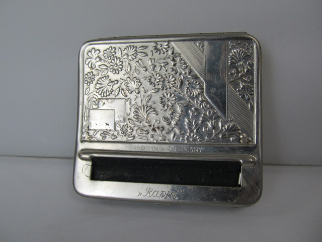 lot 56 image: Vintage West German RAPID Cigarette Roller