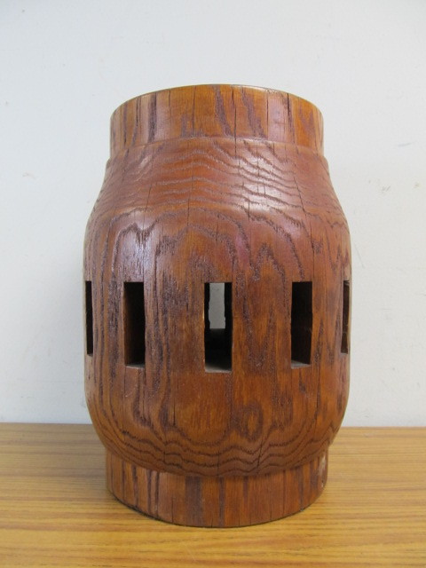 lot 70 image: Antique Wooden Wagon Wheel HubLamp 