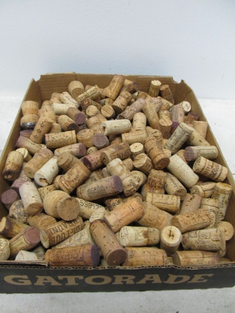 lot 103 image: Large Lot of Vintage Wine Corks