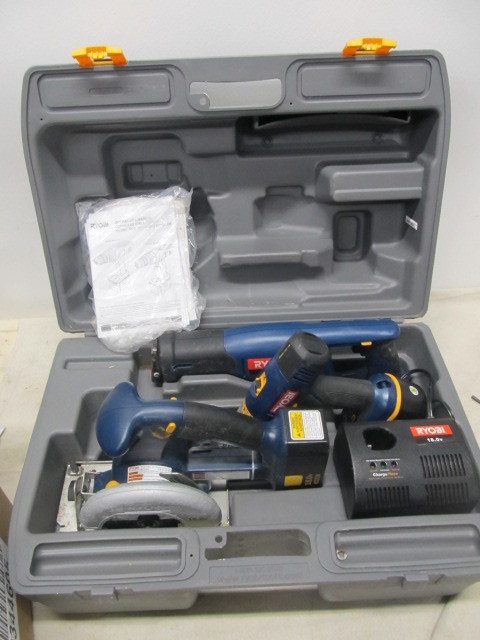 lot 128 image: RYOBI 18V Cordless Tool Set wCase