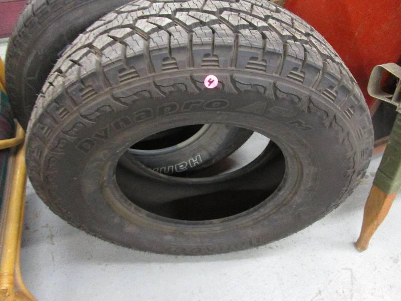 lot 4 image: Tire Unused P25570R16 019T Traction Tire