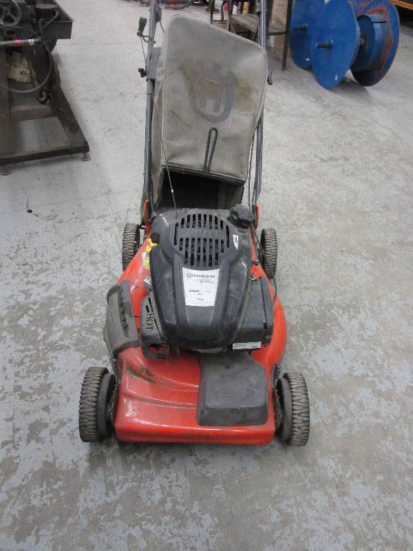 lot 12 image: Husqvarna Mower Tested Works but Electric Start needs work needs new battery