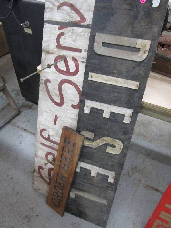 lot 25 image: Couple of Wood Signs
