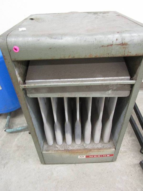 lot 40 image: Modine Garage Heeter 120,000 Works Great