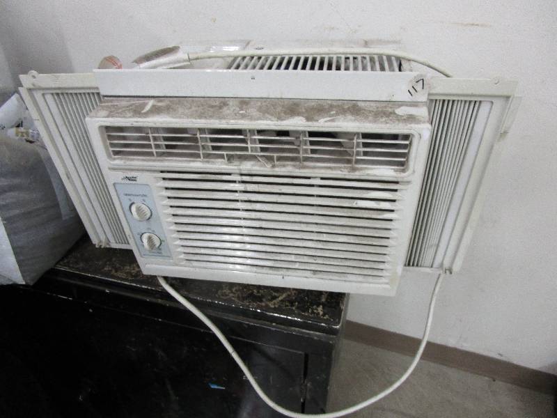 lot 57 image: Air Conditioner Tested and Works
