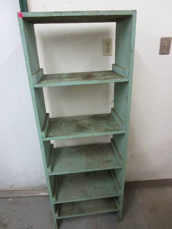 lot 58 image: Vintage Wooden 5 Shelf