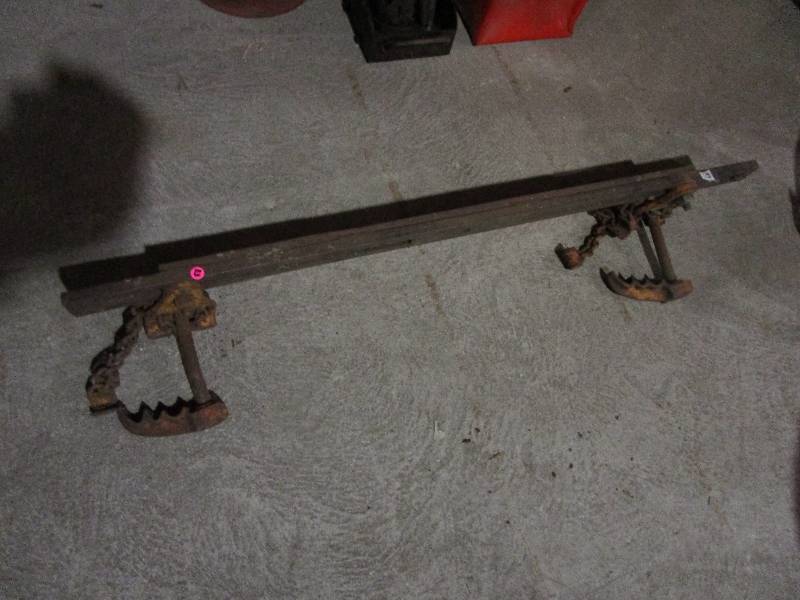 lot 83 image: Antique Universal Bolt On Tow Bar