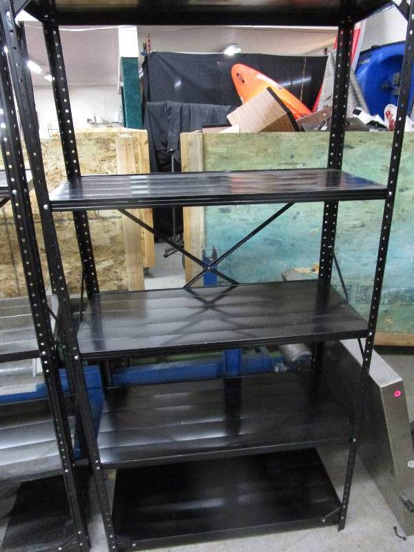 lot 90 image: Metal Shelf