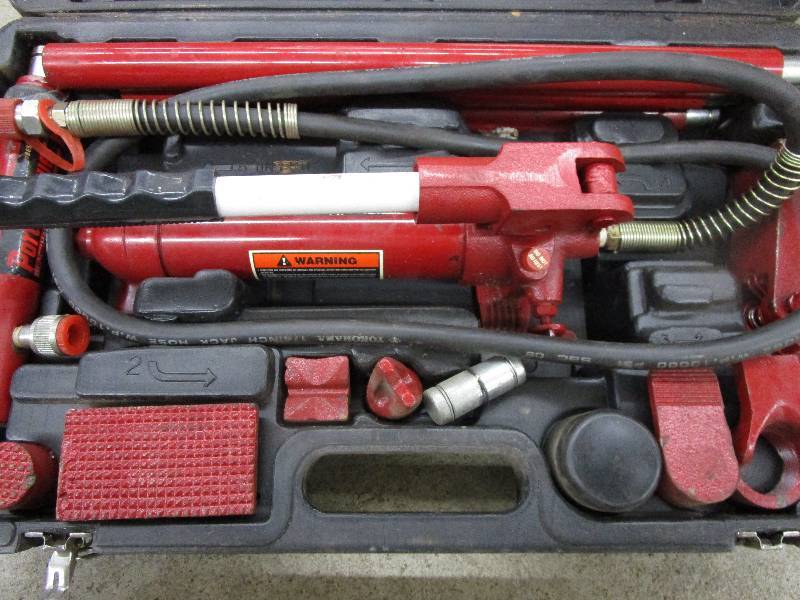lot 125 image: Porto-Power Blackhawk Automotive 4-Ton Body Repair Equipment - Works Great