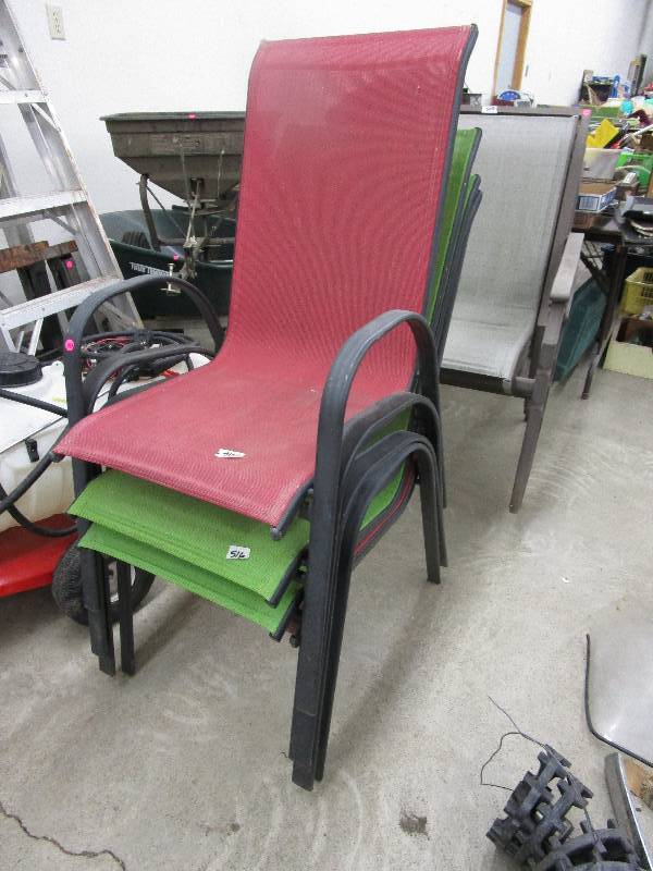 lot 143 image: 4-Mesh Lawn Chairs Stackable , 2 Green to 2 red