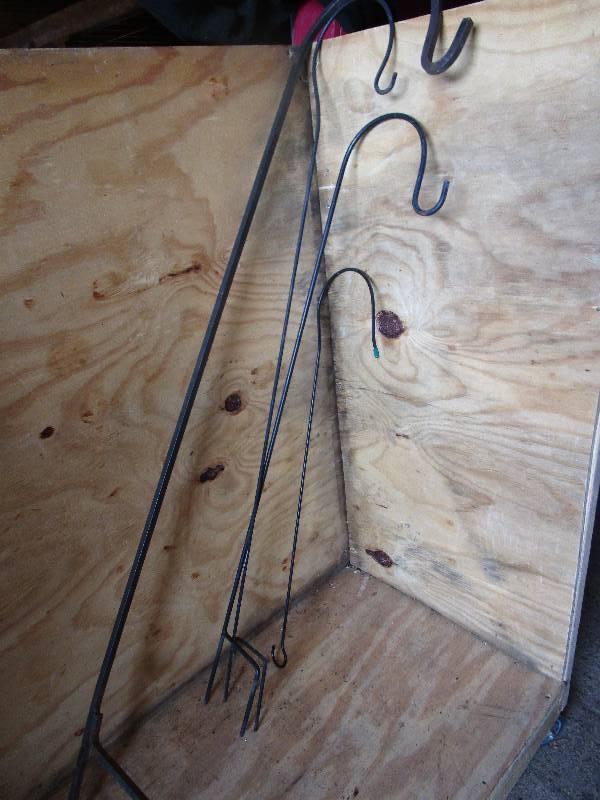 lot 146 image: Lots of Various Shephards Hooks Highest is 50