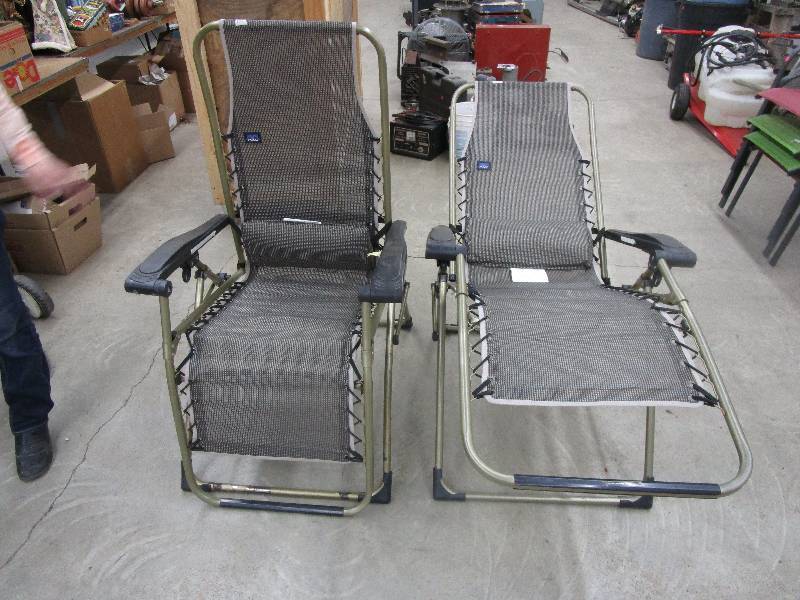 lot 151 image: 2-Steel Antigravity Loungers Unused Been Sitting in Boxes in their Garage