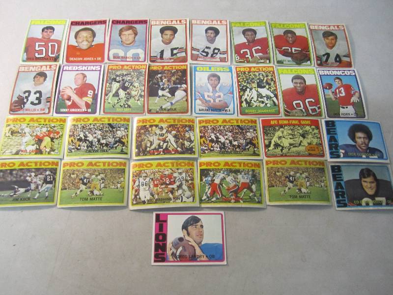 Lot of 29 Football Cards 1972  FS...