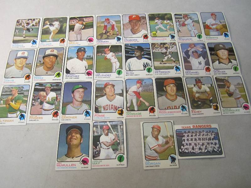 Lot of 28 Baseball Cards 1973  FS...